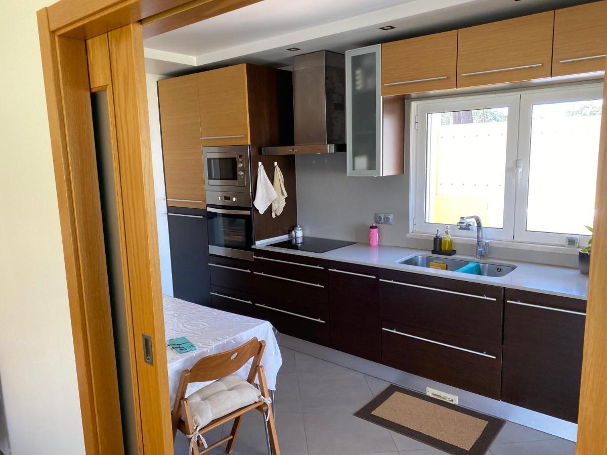 Zion Guest House Алмада Екстер'єр фото