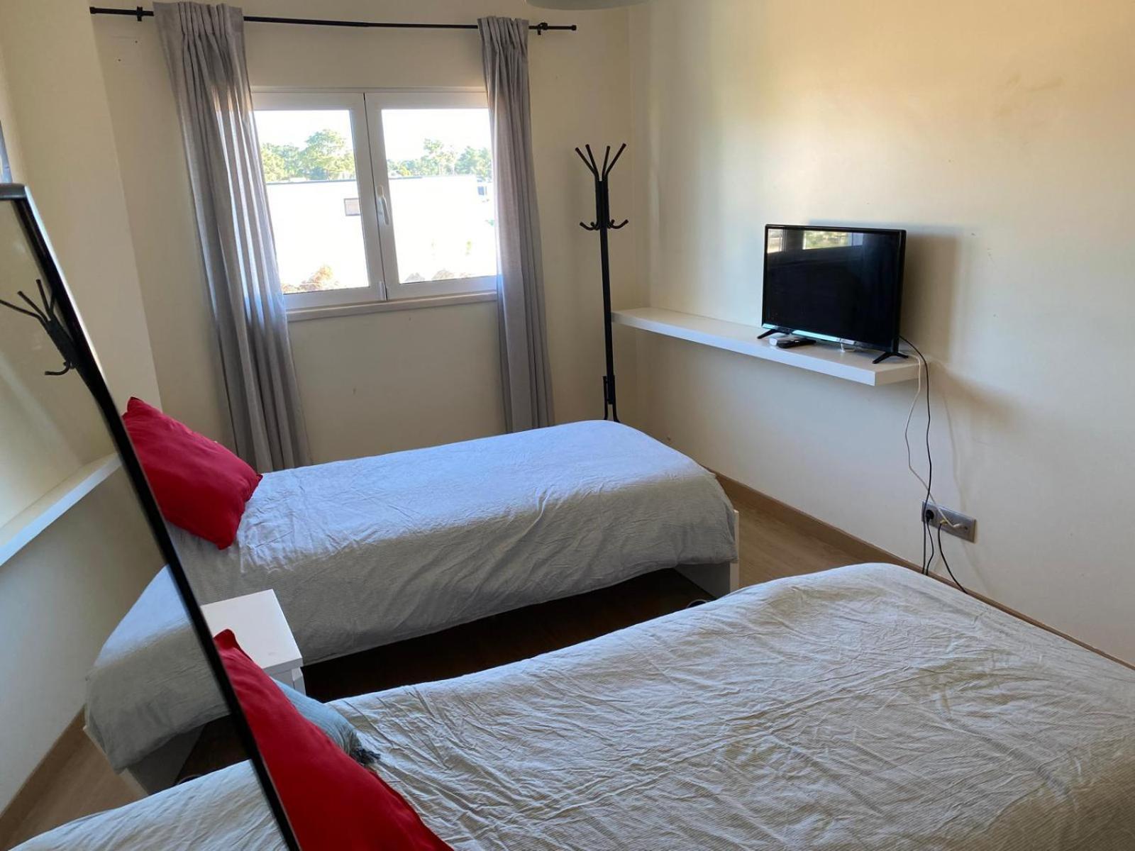 Zion Guest House Алмада Екстер'єр фото